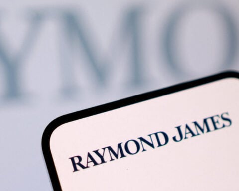 Raymond James profit rises on capital markets strength
