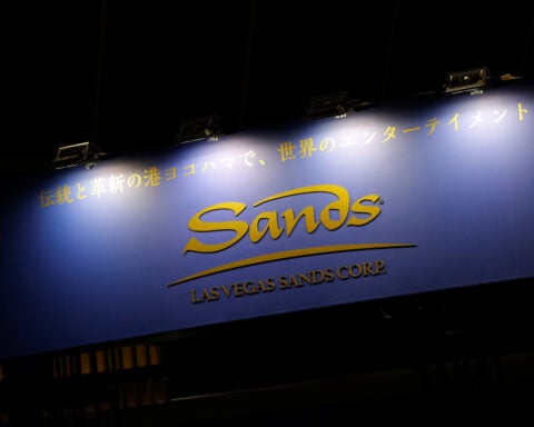 Casino operator Las Vegas Sands quarterly profit, revenue slip on weak Macau business