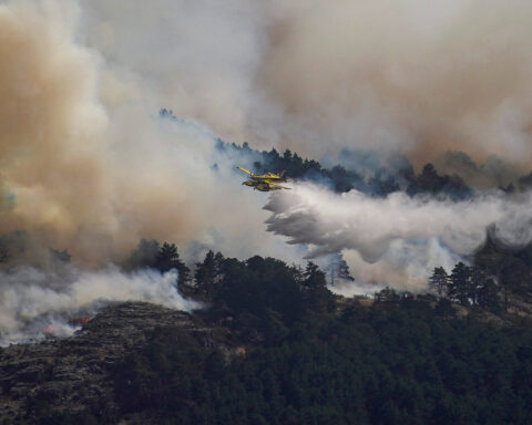 Patchy warnings, outdated plans left victims of Spanish wildfire to fend for themselves
