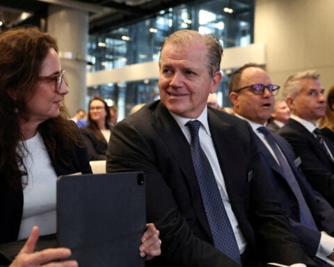 Macquarie taps veteran Greg Ward to succeed high-profile CEO Wikramanayake
