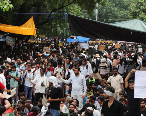 Indian activist ends fast but youth protesters still seek minister's ouster