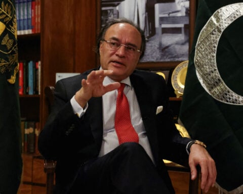 Pakistan's US funding push after Iran war role draws skepticism from economists