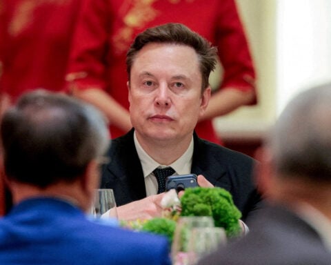 Musk proposes peer review for frontier AI models in Economist interview