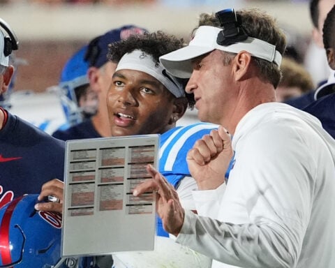 Even Lane Kiffin likes the 'Lane Kiffin Rule' that would prohibit in-season coaching moves