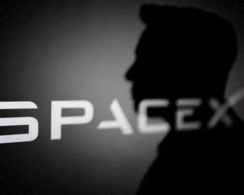 Short sellers notch $15.5 billion profit as SpaceX shares slide 