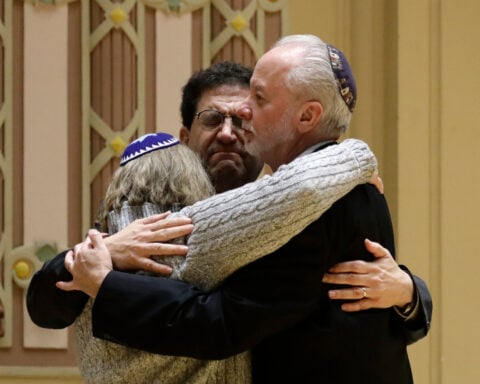 Eight years after deadliest antisemitic attack in US history, Tree of Life rabbi bids farewell