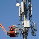 Verizon lifts annual forecasts as new mobile plans spur subscriber gains
