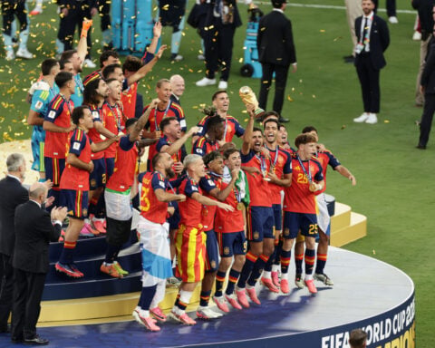 Spain coach De la Fuente says Argentina's conduct after World Cup final was 'unacceptable'