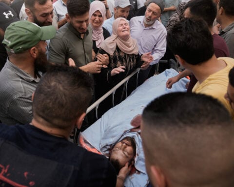 Northern West Bank in lockdown as clashes rock villages and Israel deploys troops in Nablus