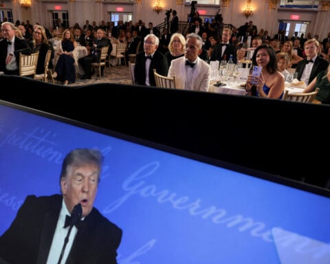 Trump mixes jokes with barbs at press freedom dinner