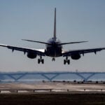 Jetting off for a summer vacation? How to eat and drink to minimize jet lag
