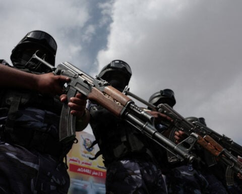 Houthis fire on Saudi Red Sea oil sites