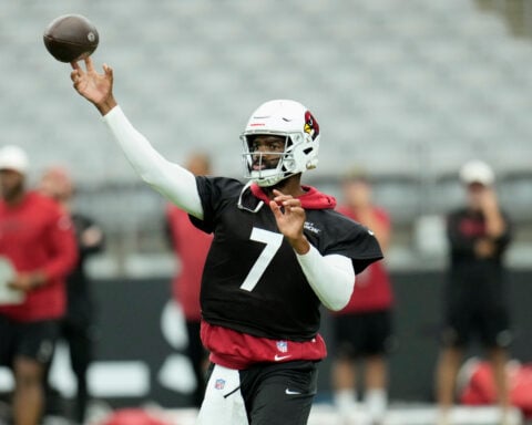 Jacoby Brissett agrees to reworked 1-year deal with Cardinals and is likely starter at QB for Week 1