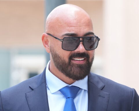Tate brothers' lawyers and prosecutors to set schedule for UK extradition fight