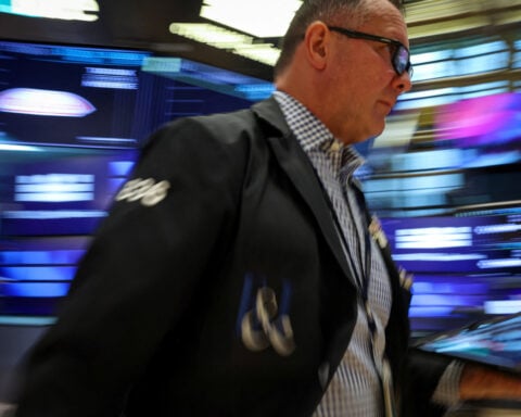 Wall St futures rise as US, Iran pause hostilities