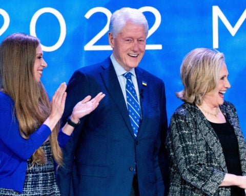 Clinton Foundation launches an institute to help state governments find nonpartisan solutions