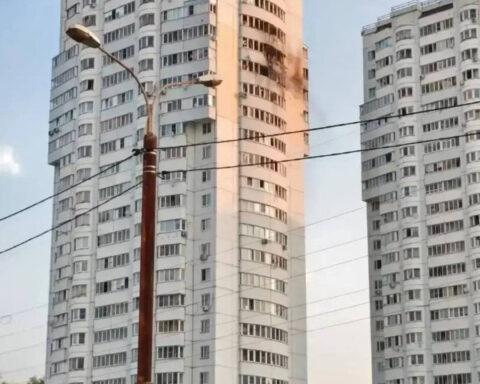 Apartment building in Chekhov near Moscow damaged in drone attack, regional governor says