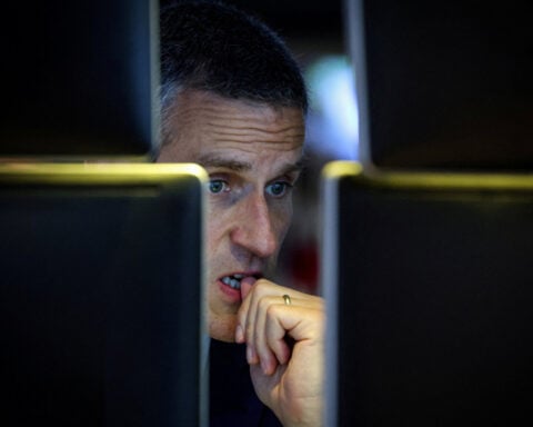 Market warning signals flare again as tech, inflation fears intensify