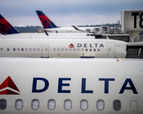 Anti-collision alarms sound in the cockpits of two Delta planes after close call at Atlanta airport