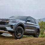 The 5 best midsize three-row SUVs, according to Edmunds