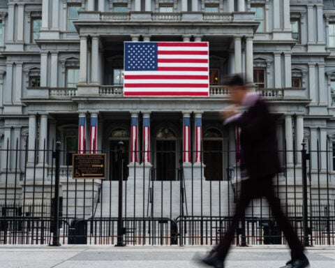 The Trump admin wants to test paint patches on an iconic DC building this week. Preservationists are trying to stop it.