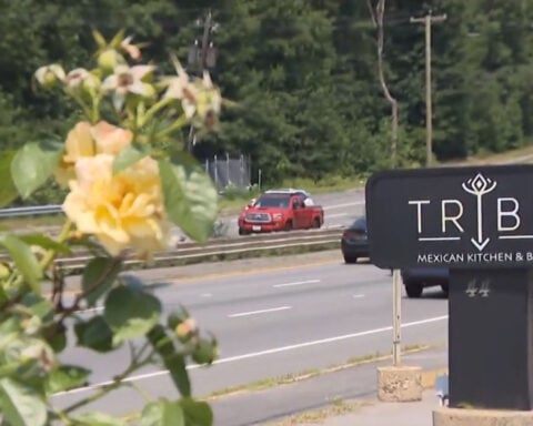 Bar that served wrong-way driver 9 drinks before deadly collision with trooper faces hearing