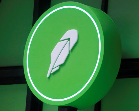 Robinhood beats quarterly profit estimates as trading activity remains robust
