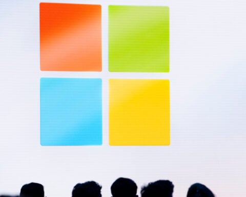 Microsoft beats Wall Street expectations with $90B in revenue