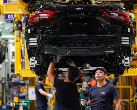 Spain's economic growth accelerates to 0.7% in second quarter