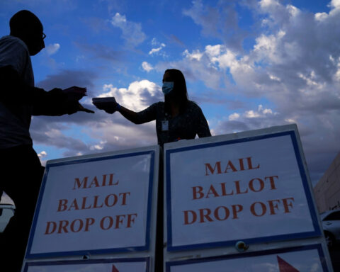 CNN Poll: Voters favor Democrats by an 8-point margin heading into the midterms