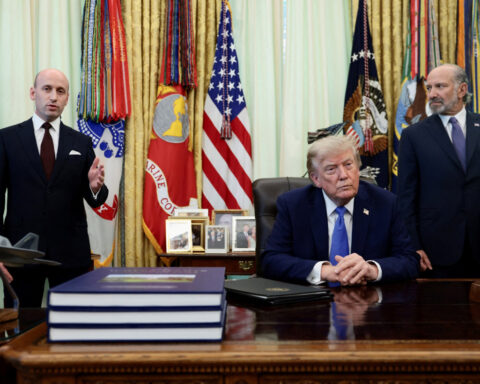 ACLU, others urge judge to block Trump's latest birthright citizenship orders