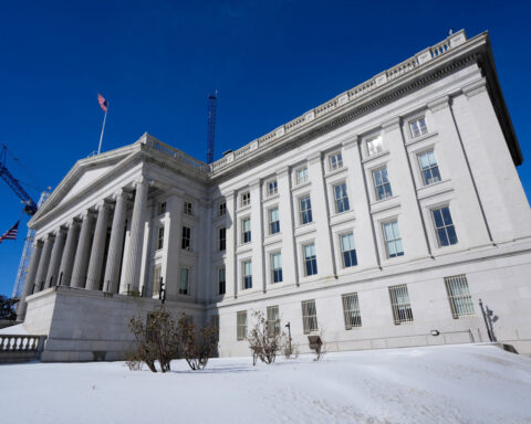 US Treasury yields seen heading lower but strategists' conviction wavering