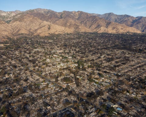 SCE wins tentative ruling in Eaton wildfire liability case, Bloomberg News reports