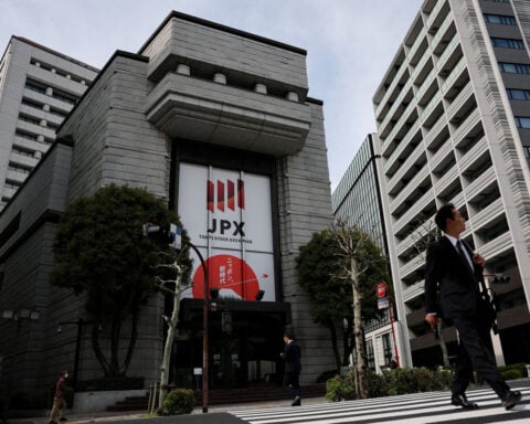 Oil, gold prices rise as geopolitical tensions mount before CPI