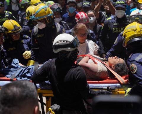 Earthquake response strains Colombia's new government and rescuers as they race against the clock