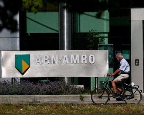 ABN Amro lifts annual guidance as central bank rates drive growth