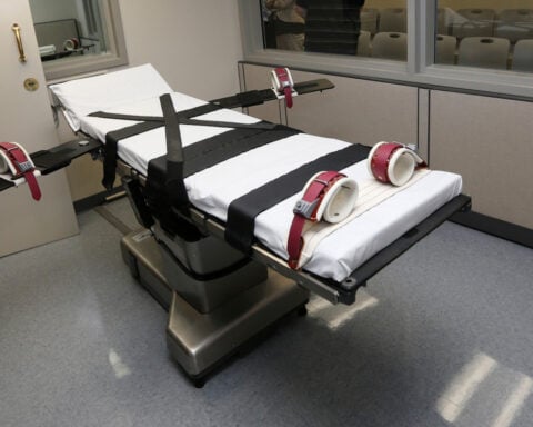 3 states are set to hold executions on the same day, a first in the US since 2010