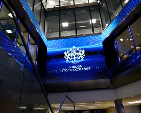 FTSE 100 falls for third straight session; Balfour Beatty jumps to record high