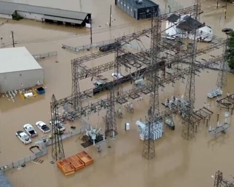 A software glitch prevented weather warnings from going out as deadly storms struck Midwest