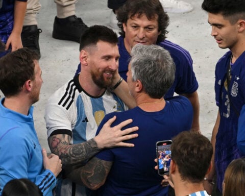 Lionel Messi’s emotional tribute to his late father reveals his doubts about his future on the pitch