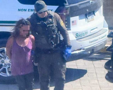 Woman admits to starting Freds Mountain Fire, sheriff says