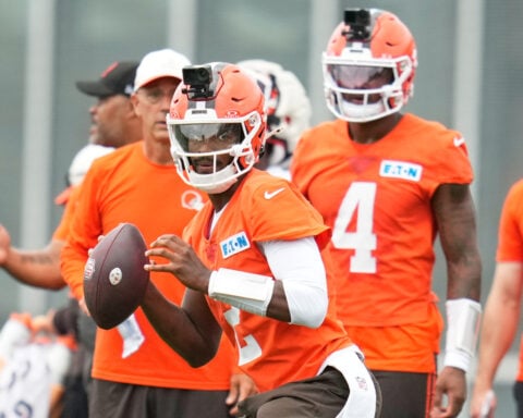 Deshaun Watson starting Browns' exhibition opener at QB, Shedeur Sanders to start next week vs Bills