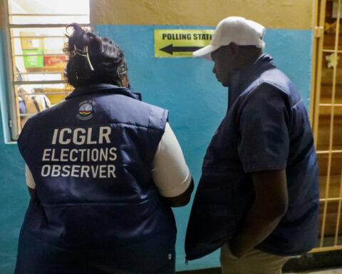 Zambia votes in election expected to favour incumbent Hichilema