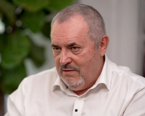 This anti-war politician just fled Russia. He believes Putin knows the war is costing him support