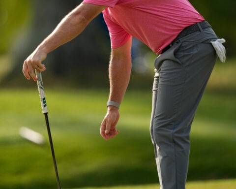Jordan Spieth off to the start he needs with a 65 to share the lead in PGA Tour playoff opener