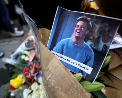 Doctor in Matthew Perry overdose case sentenced to 2-1/2 years in prison