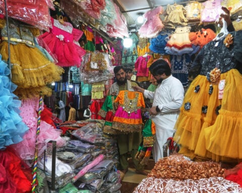 What is Eid al-Fitr and how do Muslims celebrate the Islamic holiday?