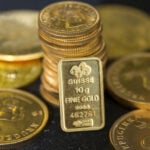 How investors buy gold and what drives the market