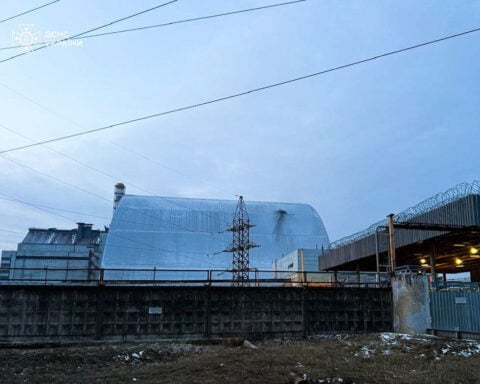 Ukraine says Russia drone attack hits Chernobyl