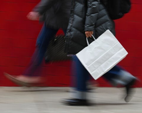 US retail sales slump unexpectedly and sharply after a summer tax-refund boost fades